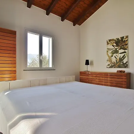 Casale *